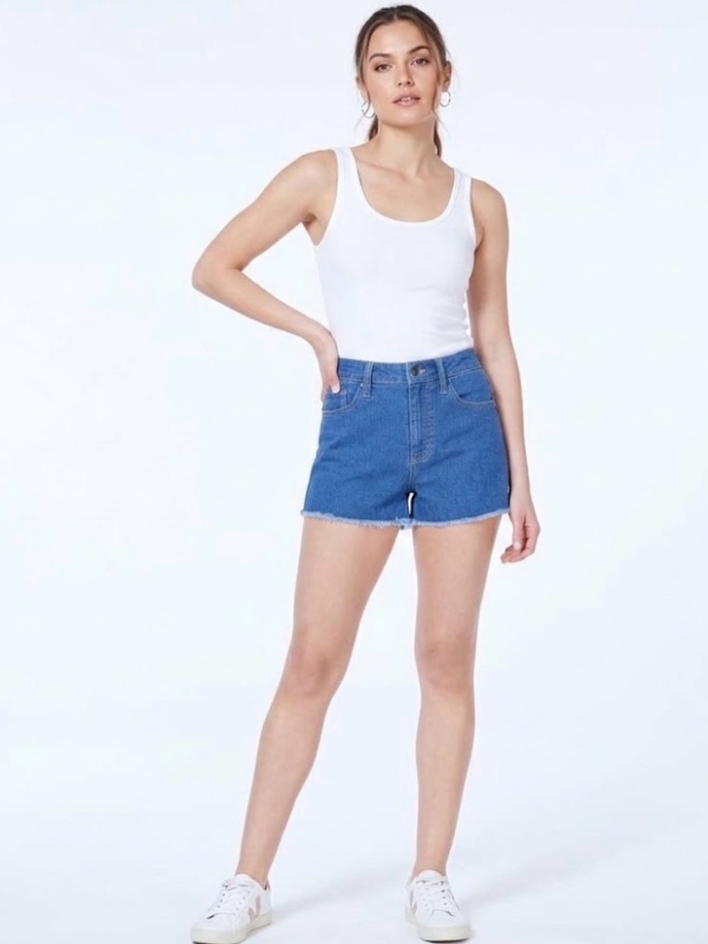 Tinseltown Juniors Frayed Denim Shorts 9/29w